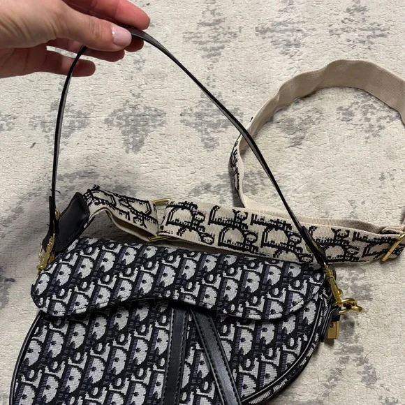 Oblique Black & White Saddle Bag - Picture 6 of 10